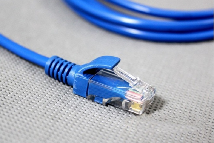 机顶盒怎么连接电视和路由器，电视机连接机顶盒看电视