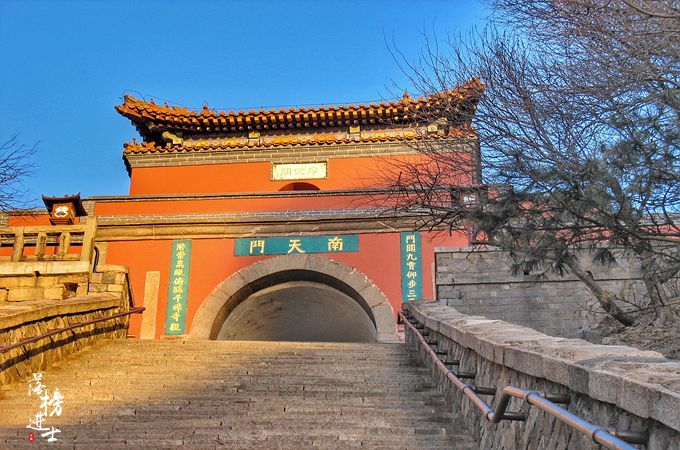 泰山海拔多少米为何被称为五岳之首,泰山也不高为啥这么出名 泰山海拔多少米为何被称为五岳之首,泰山也不高为啥这么出名