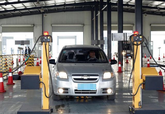 年检需要什么资料，汽车年检需要哪些资料