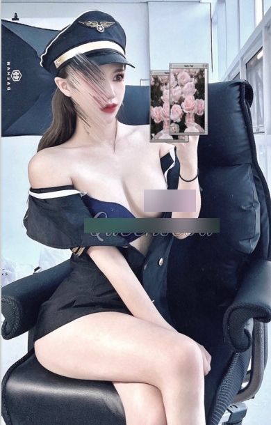 onlyfans反差极品女神《queenseoa》吃瓜私拍