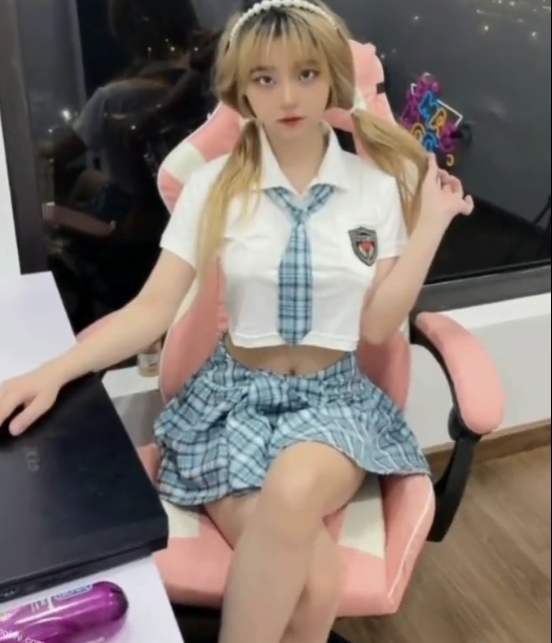 12月个人精选双马尾弹力摇/弹力插