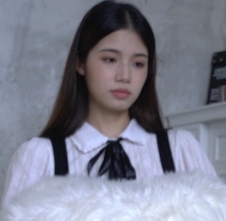 39码长脚趾嫩足美少女糖心JK的肉丝美足