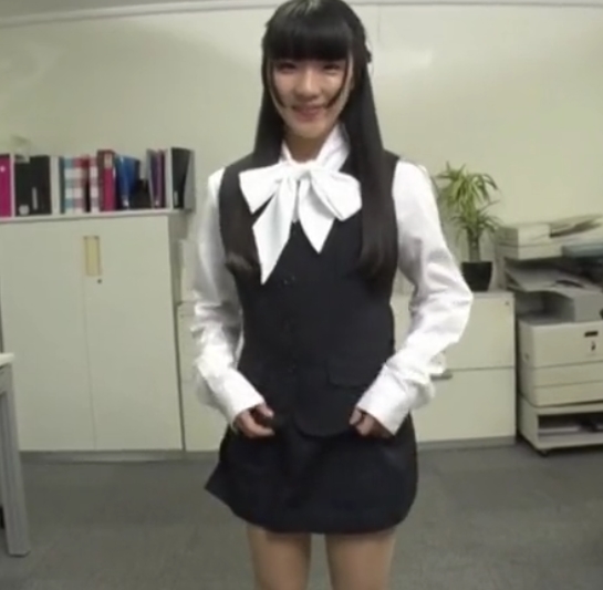 JVID系列-东方女神职业装有尺度私拍