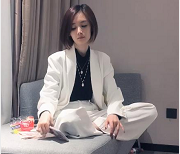 文轩探花短发妹自拍视频4.9G，51分钟精选表演