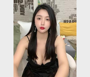 美少女直播录屏资源62集6.65G，含私密照片有尺度福利照片