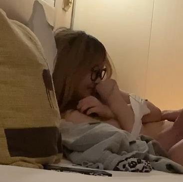 泰迪约妹:19部作品,演技身材颜值露脸,L用嘴进入,作者自拍,下载观看