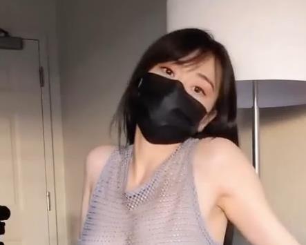 11分29秒Y娃小水水T视装实战经验，美中不足男主C喷下载观看