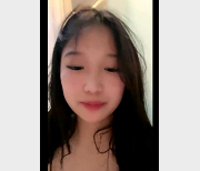 女主播清纯美女实战手，吹号角视频火爆观看