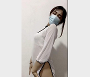 燕子姐姐高清自拍作品专辑，成熟型美女福利150m