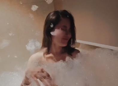 香港Acupbaby资源合集：户外爆C多人游，粉丝要求独龙