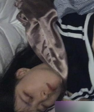 校花妹子被约会，五部作品