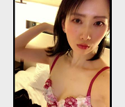 神秘女研究生瑜伽视频曝光，时长15-20分钟，推特小视频引发热议