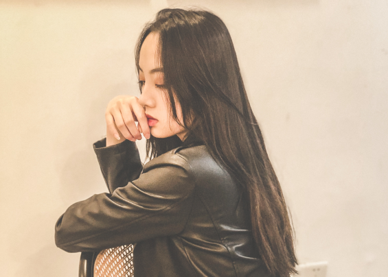 捷哥作品集：高颜值女网红的精彩作品集锦