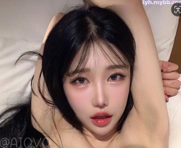 推特绿M妻：颜值S级的神秘女主视频大放送！