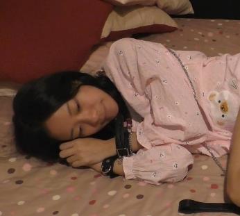 稚嫩可爱的日本女JK与外教的互动7部视频，总时长5.9G下载观看