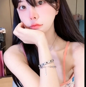 露脸反差婊视频第8弹，卡点热舞弹力摇脱衣，百度盘670V+5.56G