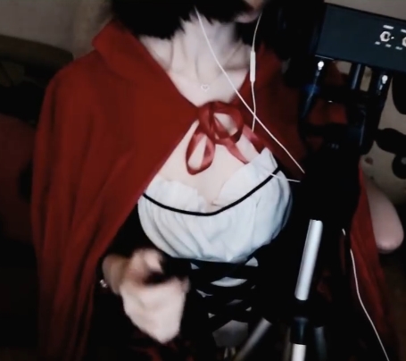 虎牙主播Aki秋水18R音声合集，浮力舔耳喘息，视觉盛宴68v14.7G