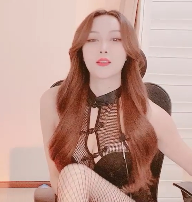 女王系列ANNVVCNNANA高清视频合集,108个精彩视频,155.2g珍藏版