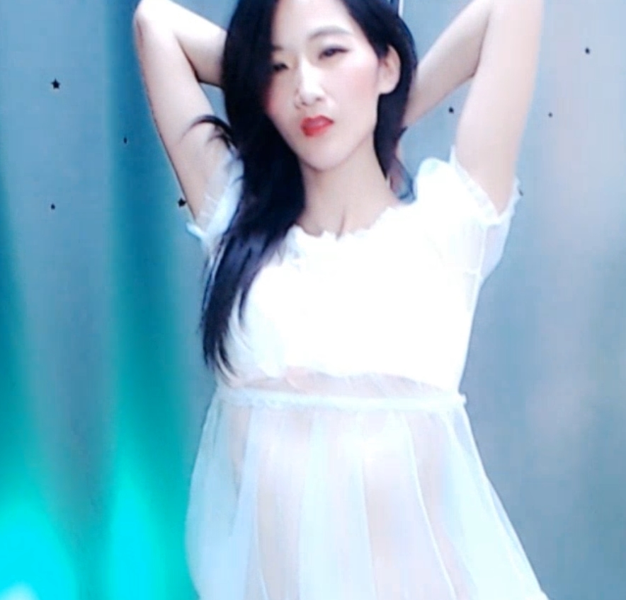 虎牙小小兔定制有尺度31V3.42G，补充收藏，百度分享