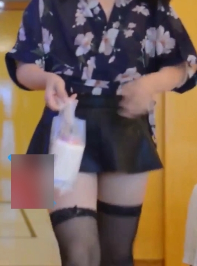 补；《行走在上海》高质量团建尺度乍舌3V335P1.42G，视频照片齐全