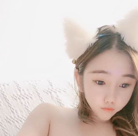 小耳朵美女视频合集:14V高清画质,16.7G精彩内容,值得收藏!