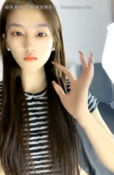 腿模女神合集+平台+优雅迷人+腿模露露+视频数量16部+大小未提供，展现完美腿型