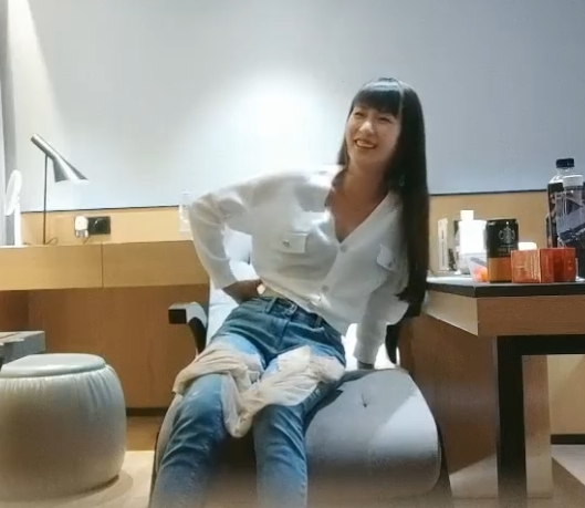 推特探花优质合集44部25G真实感觉