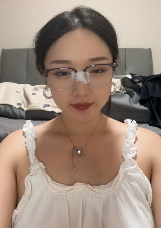 魅影黑框御姐哔哩站57V合集48.6G超绝珍藏