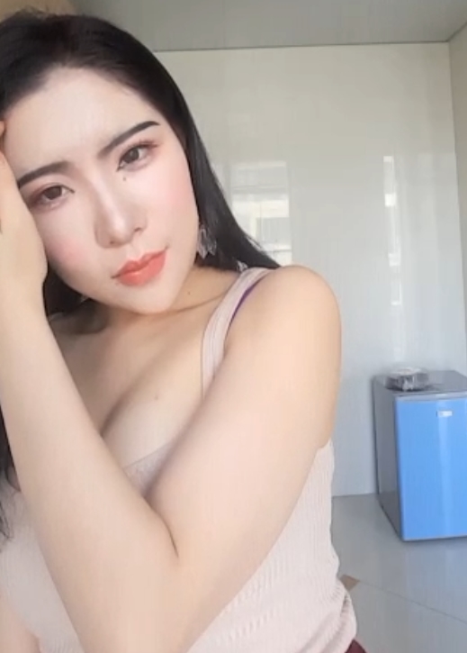 推特思瑞舞动合集40部9.58G诱人丰满