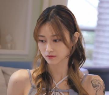 爱豆传媒芯萱超清珍藏2V800M新人出道合集