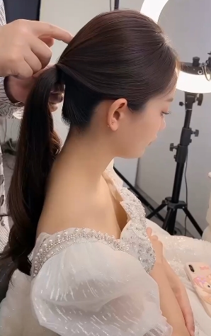 闪现姐抖音快手神秘合集140部2.8G深夜福利