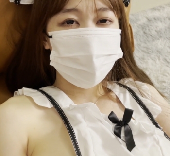 Cola酱扣扣传媒私拍6部4.9G水蜜桃身材