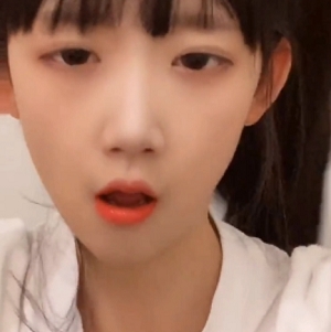 抖音绿帽妻子504v12G欲罢不能