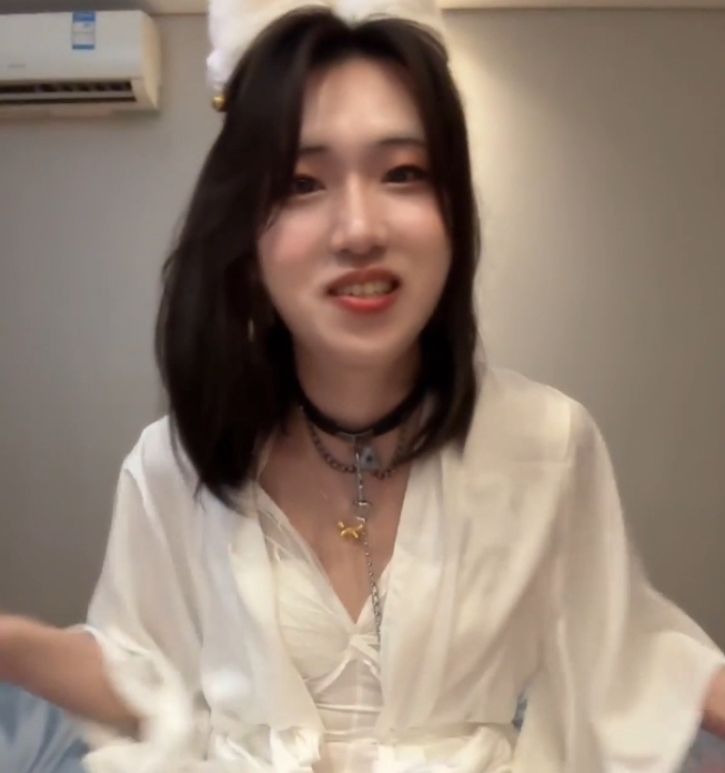 推特邢曦月私密作品全集16.5g87部