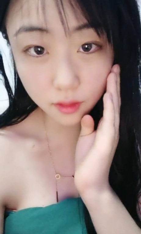 童颜大罩杯紫惜00后巨灯视频55部35G珍藏版