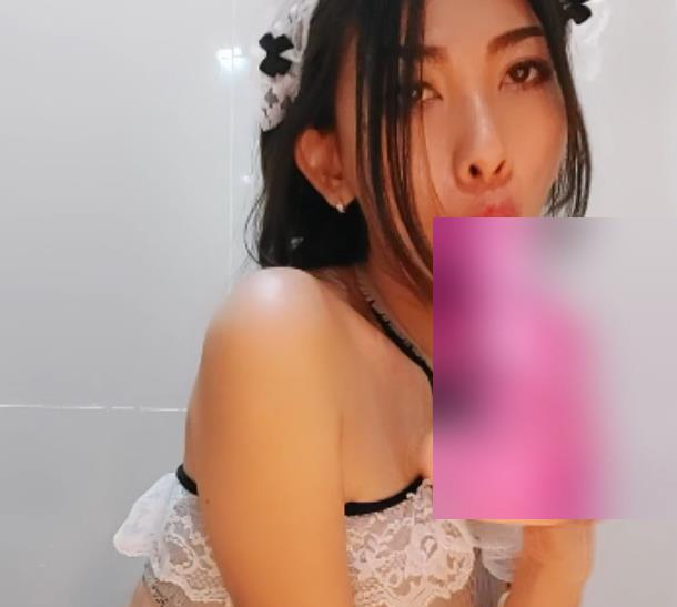 OnlyFans李月如原档私密视频合集25部30.6G闺蜜风情撩人