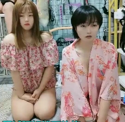 原创指教妹子劲爆道具秀2.05G2时40分丰满撩人